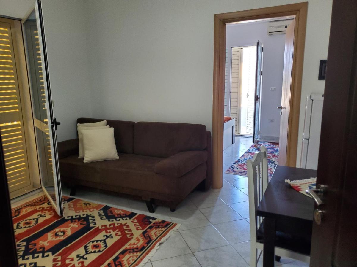 Apartments Rezidenca Sinani Орикум Екстериор снимка