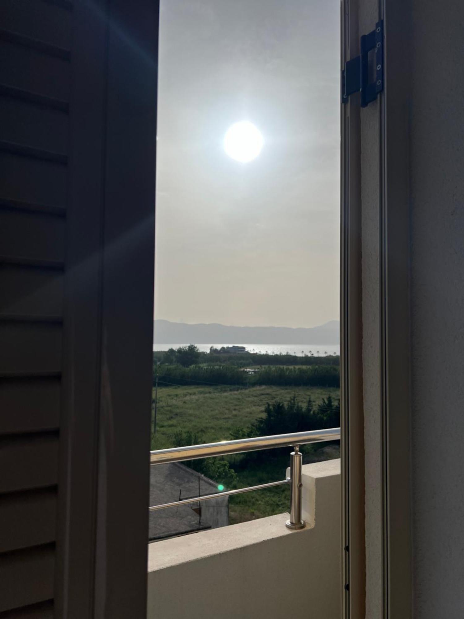Apartments Rezidenca Sinani Орикум Екстериор снимка