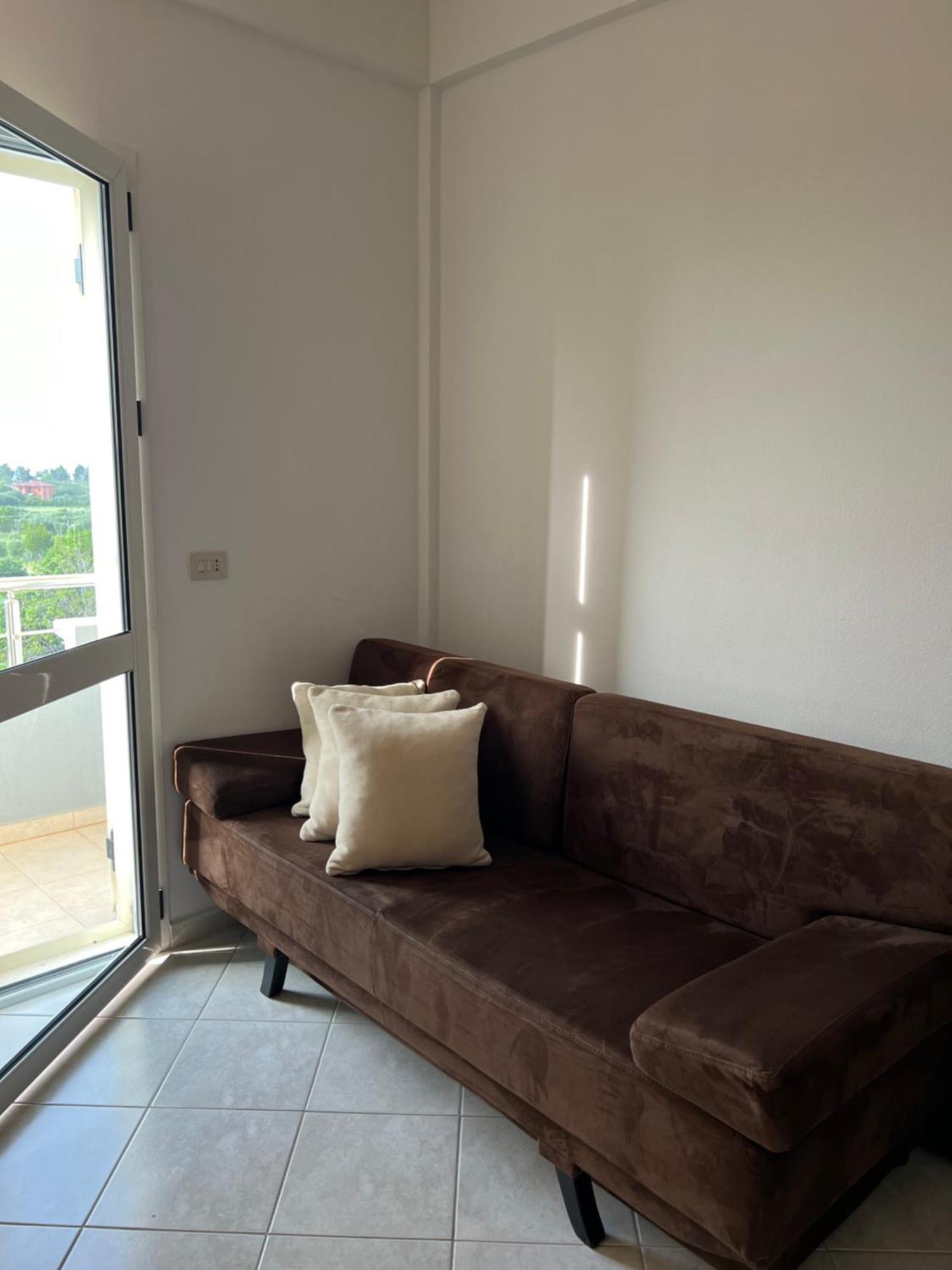 Apartments Rezidenca Sinani Орикум Екстериор снимка