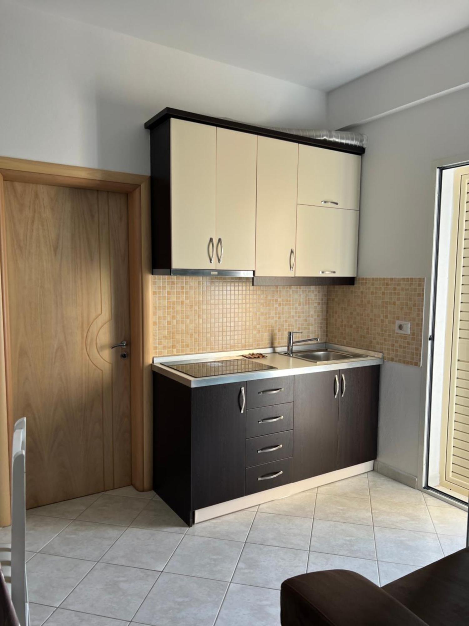 Apartments Rezidenca Sinani Орикум Екстериор снимка